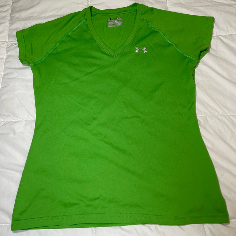 Under Armour | Women’s HeatGear V Neck Short Sleeve T-Shirt